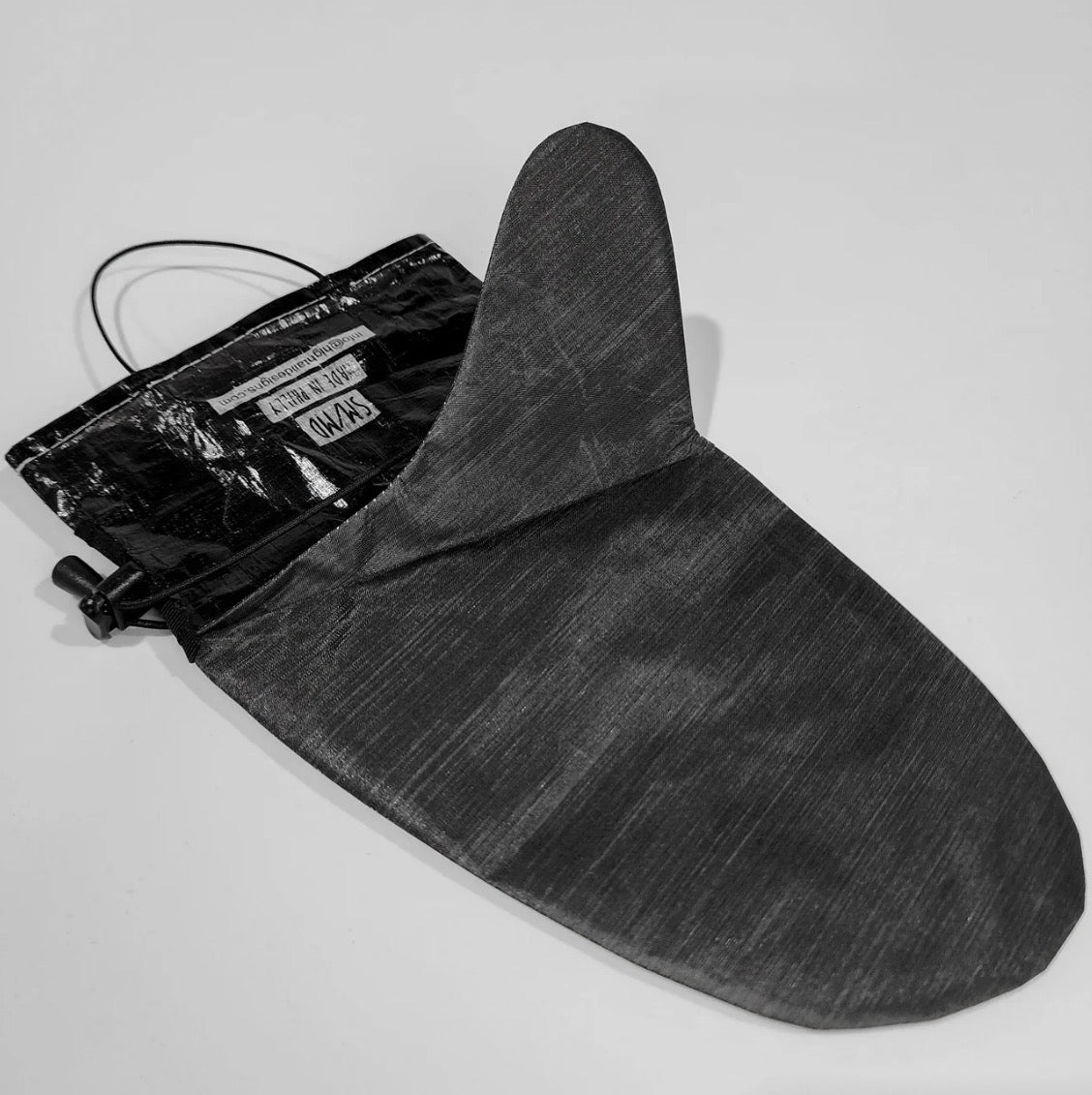 High Tail Designs Rain Mitt